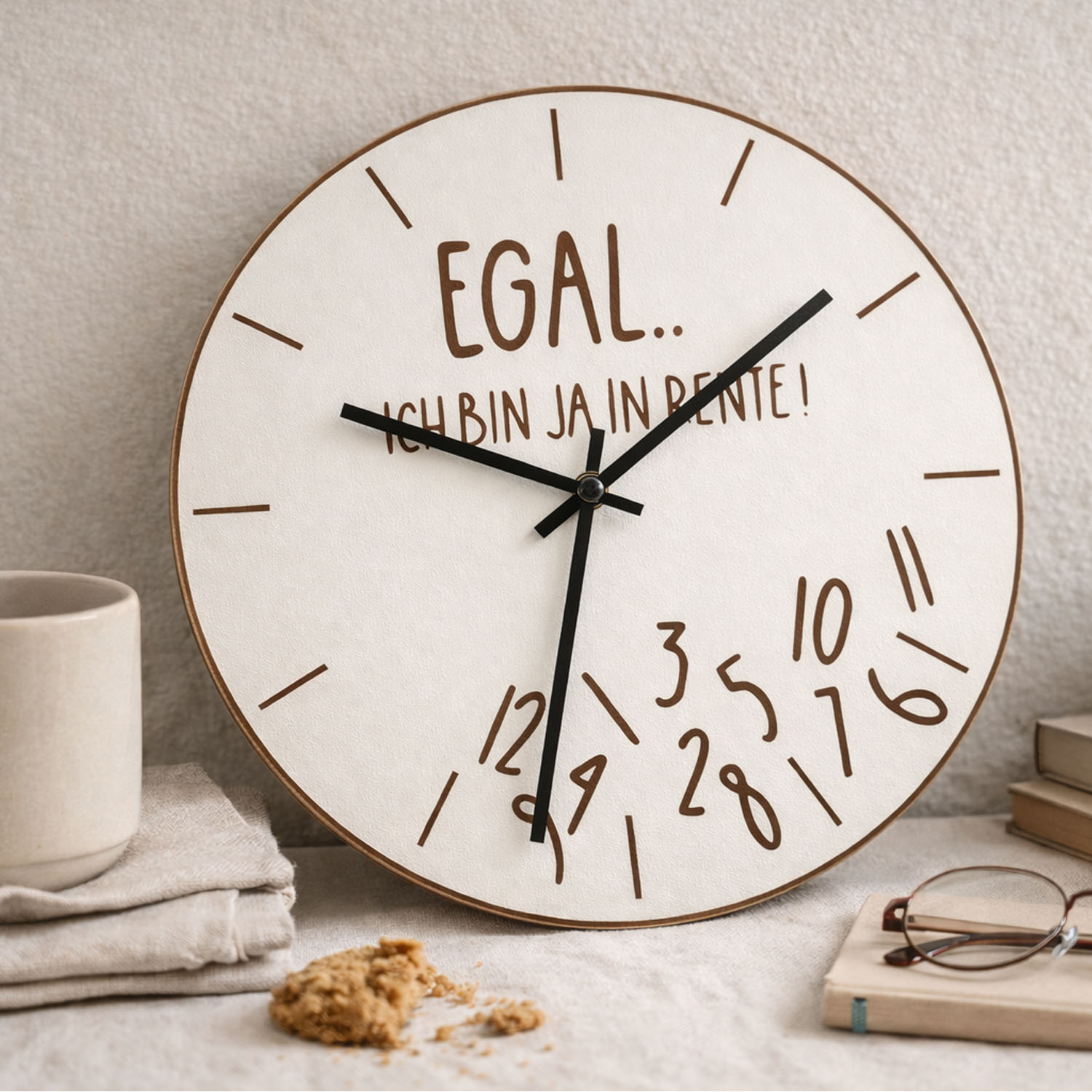 Lustige Wanduhr „Egal ich bin ja in Rente“